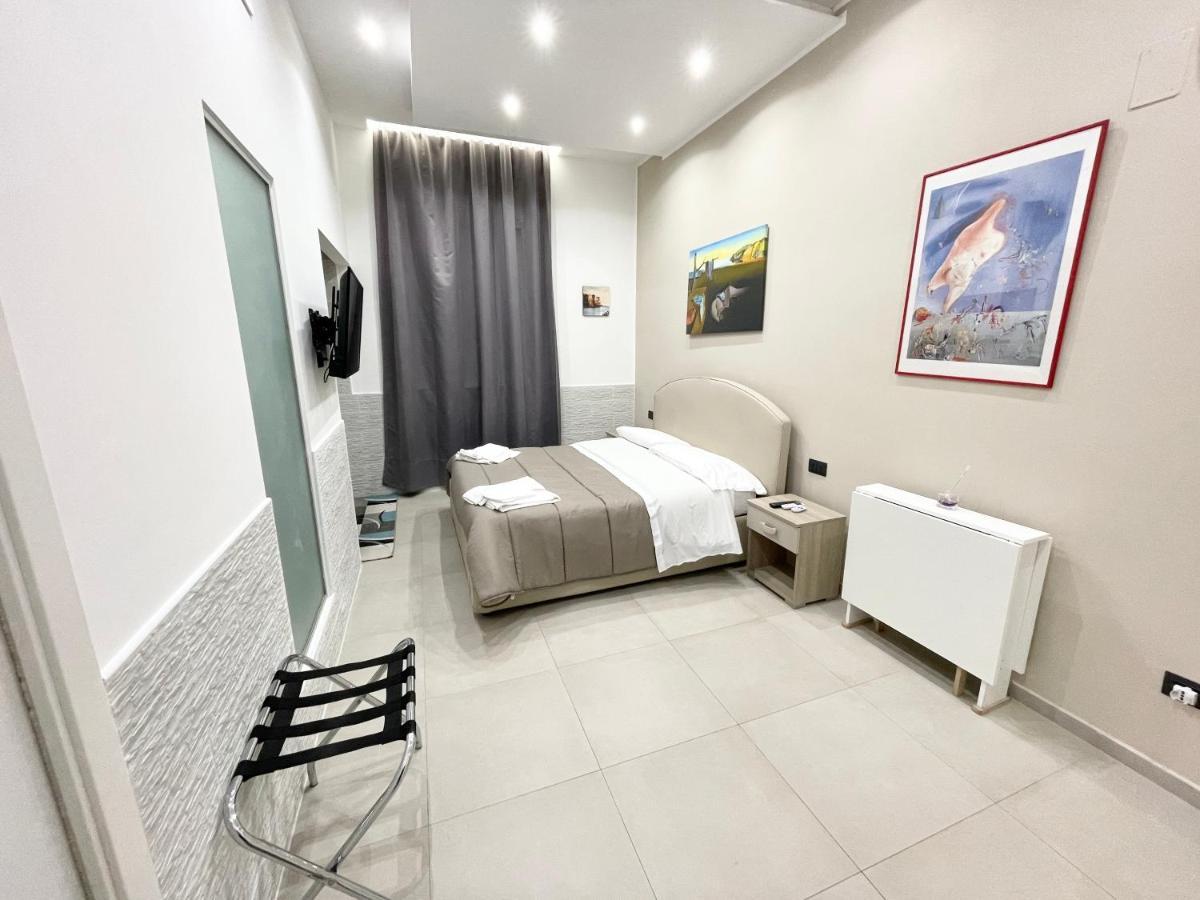 Room25Mq Cercola Luaran gambar