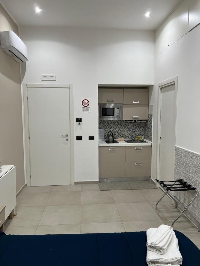 Room25Mq Cercola Luaran gambar